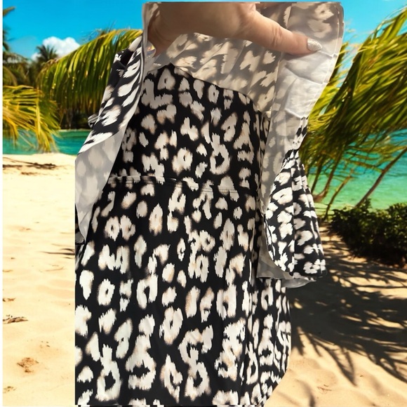 Boohoo Mono Leopard Drape Sleeve One Piece NWT - Picture 8 of 13